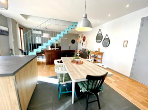 ApartHotel Riviera - DUPLEX DU VIEUX PORT - 4 pieces A C - Old Port Cote d'Azur